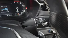 2022 Genesis G70 Gasoline 2.0T 4WD — фото 18