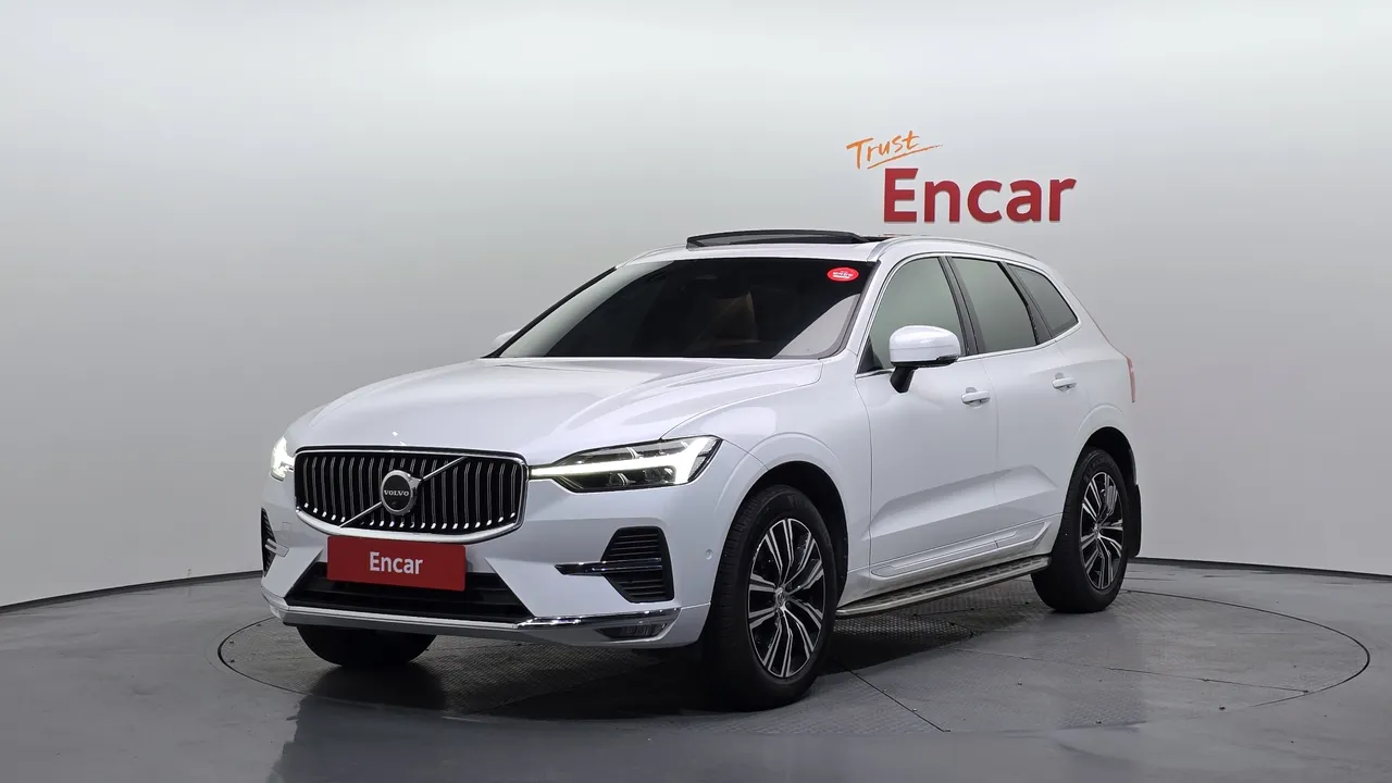 2022 Volvo XC60 B5 Inscription