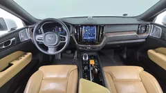 2022 Volvo XC60 B5 Inscription — фото 7