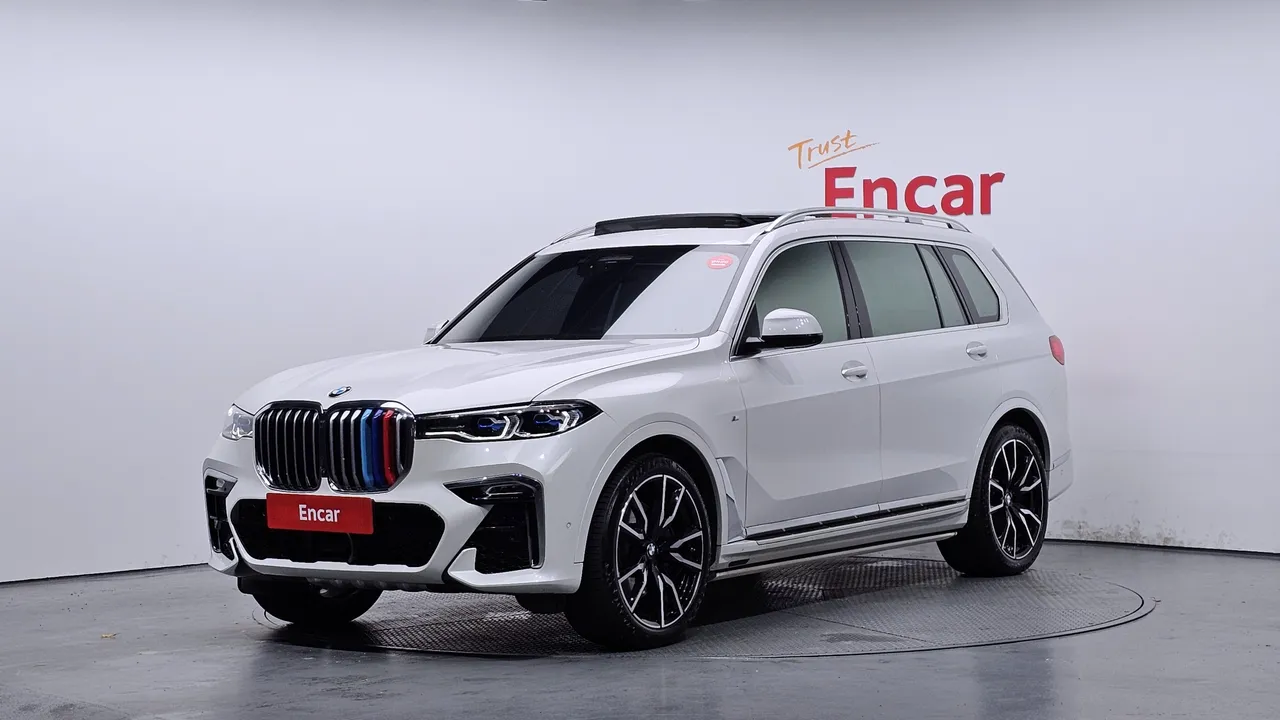 2022 BMW X7 xDrive 40i M Sport 6STR