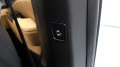 2023 Kia Carnival Diesel 9-Seater Signature — фото 19