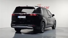 2023 Kia Carnival Diesel 9-Seater Prestige — фото 2