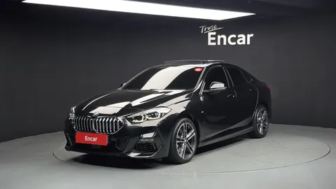 2023 BMW 2-Series 220i M Sports