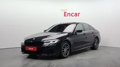 2023 BMW 5-Series 520i M Sport — фото 1
