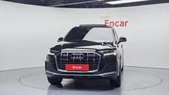 2022 Audi Q7 45 TDI Quattro Premium — фото 3