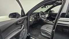 2022 Audi Q7 45 TDI Quattro Premium — фото 10