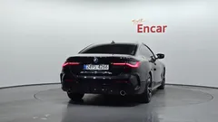 2021 BMW 4-Series 420i M Sport Coupe, чёрный — фото 4
