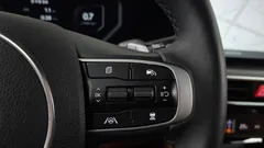 2024 Kia K5 1.6 Turbo, синий — фото 19