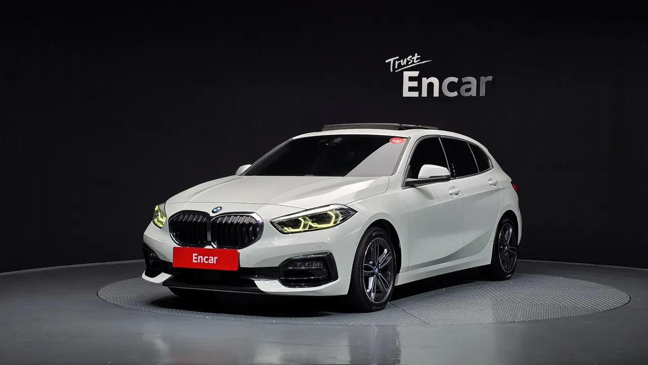 2022 BMW 1-Series 120i Sports