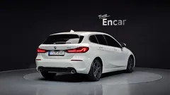 2022 BMW 1-Series 120i Sports — фото 2