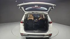 2023 Kia Carnival Diesel 9-Seater Noblesse — фото 20
