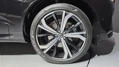 2022 Volvo XC60 B6 R-Design, чёрный — фото 5