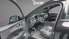 2022 Volvo XC60 B6 R-Design, чёрный — фото 17