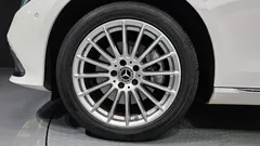 2022 Mercedes-Benz E-Class E220d 4MATIC Exclusive — фото 5
