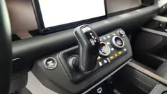 2022 Land Rover Defender 110 D300 HSE — фото 9