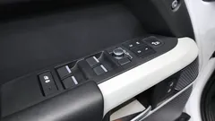 2022 Land Rover Defender 110 D300 HSE — фото 13