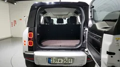 2022 Land Rover Defender 110 D300 HSE — фото 20