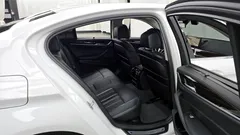 2023 BMW 5-Series 520i Luxury — фото 12