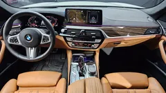 2022 BMW 5-Series 520i M Sport — фото 7