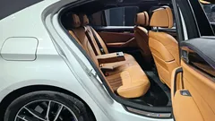 2022 BMW 5-Series 520i M Sport — фото 12