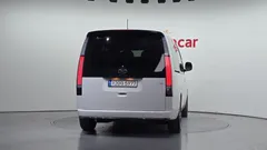 2022 Hyundai Staria 4WD Lounge 9-Seater — фото 4