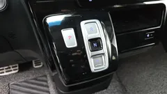 2022 Hyundai Staria 4WD Lounge 9-Seater — фото 9