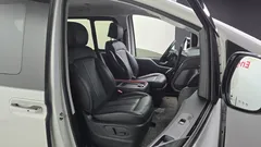 2022 Hyundai Staria 4WD Lounge 9-Seater — фото 15