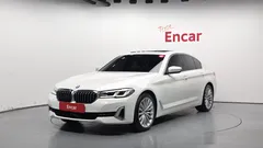 2023 BMW 5-Series 530i Luxury — фото 1