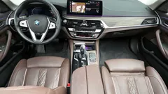 2023 BMW 5-Series 530i Luxury — фото 7