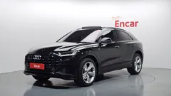 2023 Audi Q8 45 TDI Quattro Premium, чёрный — фото 1