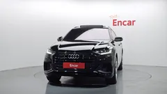 2023 Audi Q8 45 TDI Quattro Premium, чёрный — фото 3