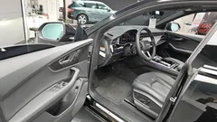 2023 Audi Q8 45 TDI Quattro Premium, чёрный — фото 10