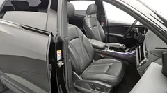 2023 Audi Q8 45 TDI Quattro Premium, чёрный — фото 16