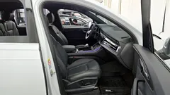 2022 Audi Q7 45 TDI Quattro Premium — фото 11