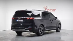 2022 Kia Carnival Diesel 9-Seater Signature — фото 2