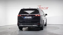 2022 Kia Carnival Diesel 9-Seater Signature — фото 4