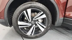 2023 Volkswagen Touareg 3.0 TDI Premium, оранжевый — фото 5