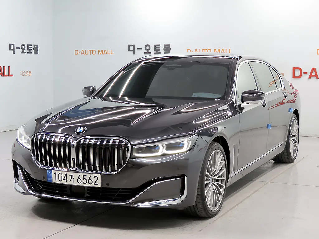 2022 BMW 7-Series 730Ld xDrive Design Pure Excellence