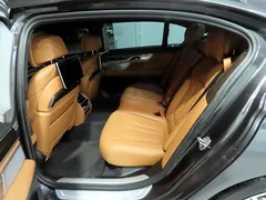 2022 BMW 7-Series 730Ld xDrive Design Pure Excellence, серый — фото 14
