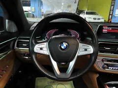 2022 BMW 7-Series 730Ld xDrive Design Pure Excellence, серый — фото 15