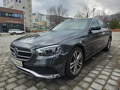 2022 Mercedes-Benz E-Class E350 4MATIC Avantgarde — фото 2