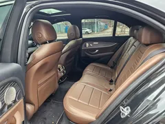 2022 Mercedes-Benz E-Class E350 4MATIC Avantgarde — фото 9