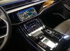 2022 Audi A8 55 TFSI Quattro Premium LWB — фото 17