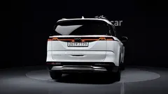 2023 Kia Carnival Diesel 9-Seater Noblesse — фото 4