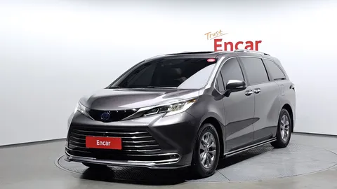 2023 Toyota Sienna 2.5 Hybrid AWD