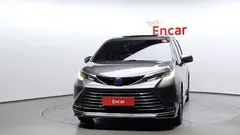 2023 Toyota Sienna 2.5 Hybrid AWD, серый — фото 3