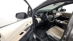 2023 Toyota Sienna 2.5 Hybrid AWD, серый — фото 10