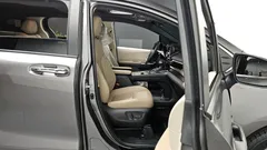2023 Toyota Sienna 2.5 Hybrid AWD, серый — фото 15
