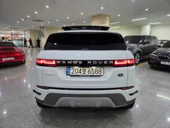 2023 Land Rover Range Rover Evoque P250 S — фото 4