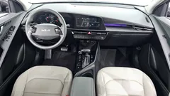 2022 Kia Niro Prestige — фото 7